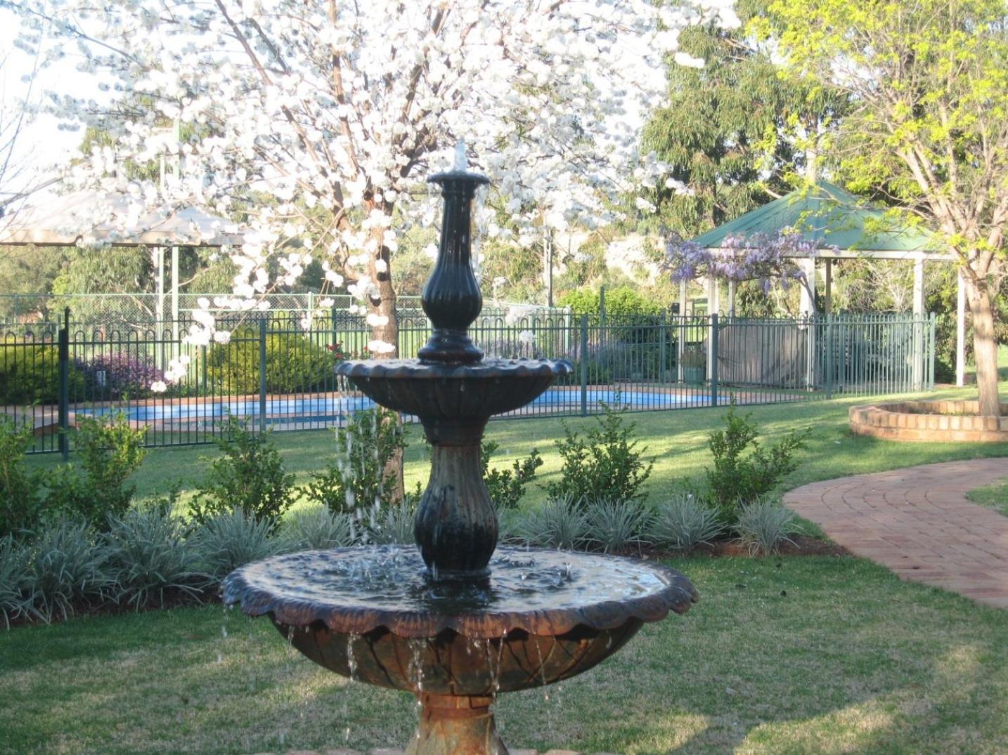 Pericoe Retreat Acomodação com café da manhã Dubbo Exterior foto